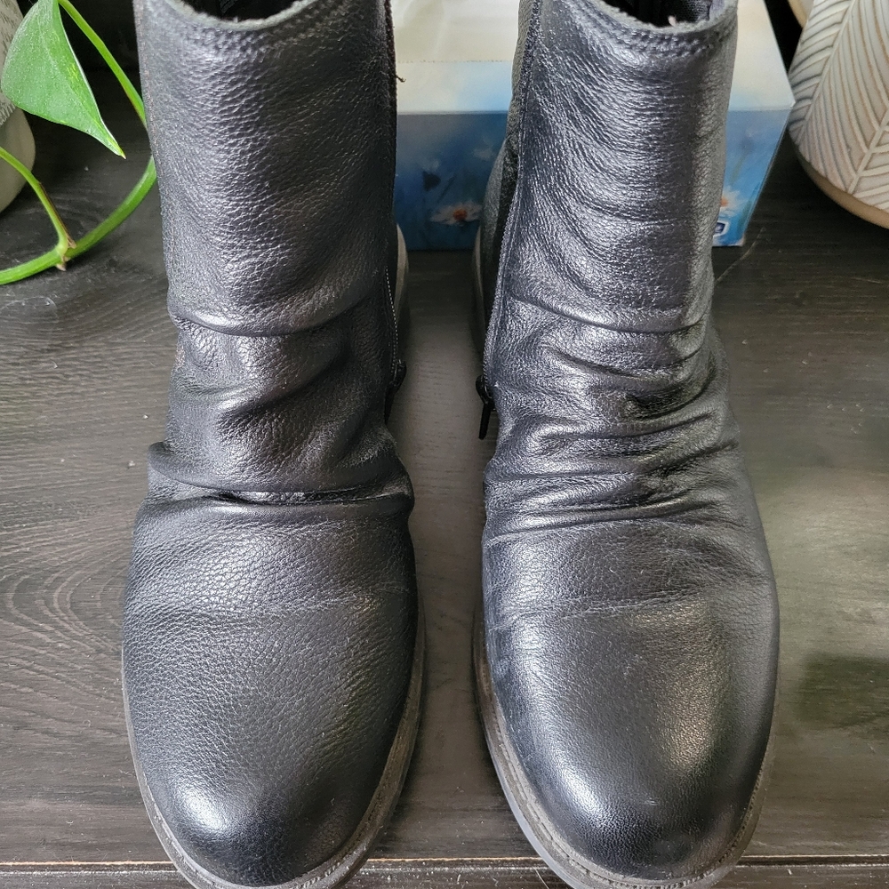 Clarks Boot - Picture 6 of 8